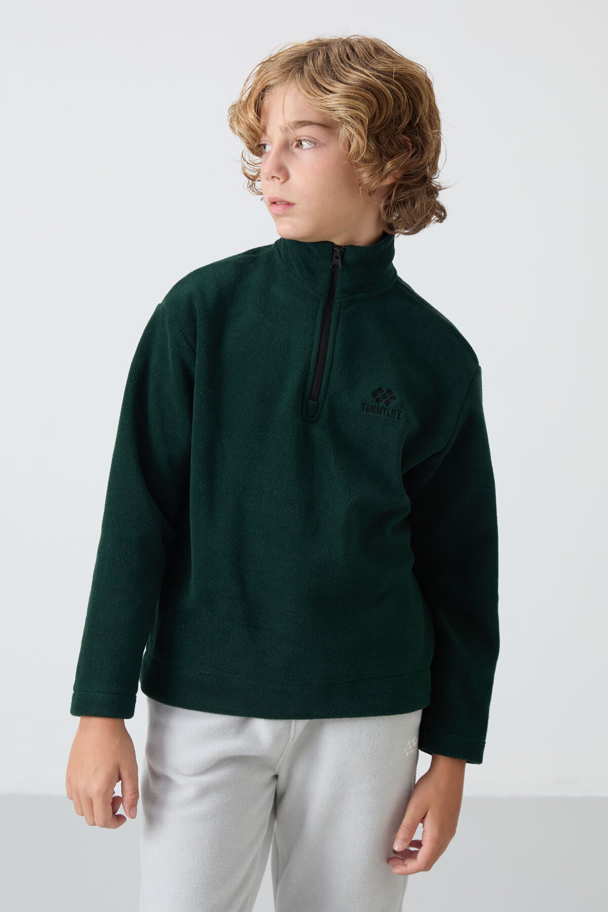 Çam Yeşil Kalın Yumuşak Dokulu Standart Fit Nakışlı Polar Erkek Çocuk Sweatshirt - 11221