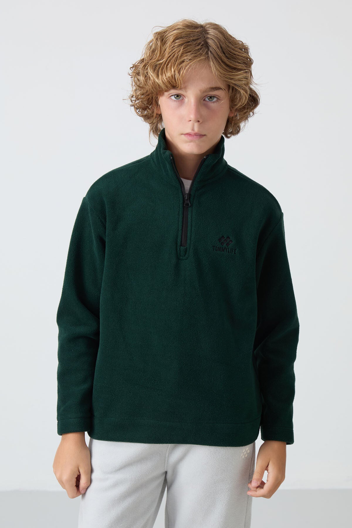 Çam Yeşil Kalın Yumuşak Dokulu Standart Fit Nakışlı Polar Erkek Çocuk Sweatshirt - 11221