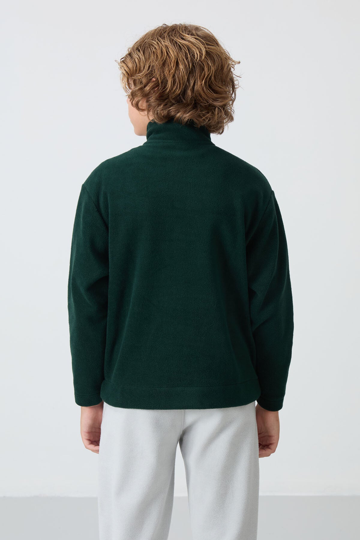 Çam Yeşil Kalın Yumuşak Dokulu Standart Fit Nakışlı Polar Erkek Çocuk Sweatshirt - 11221
