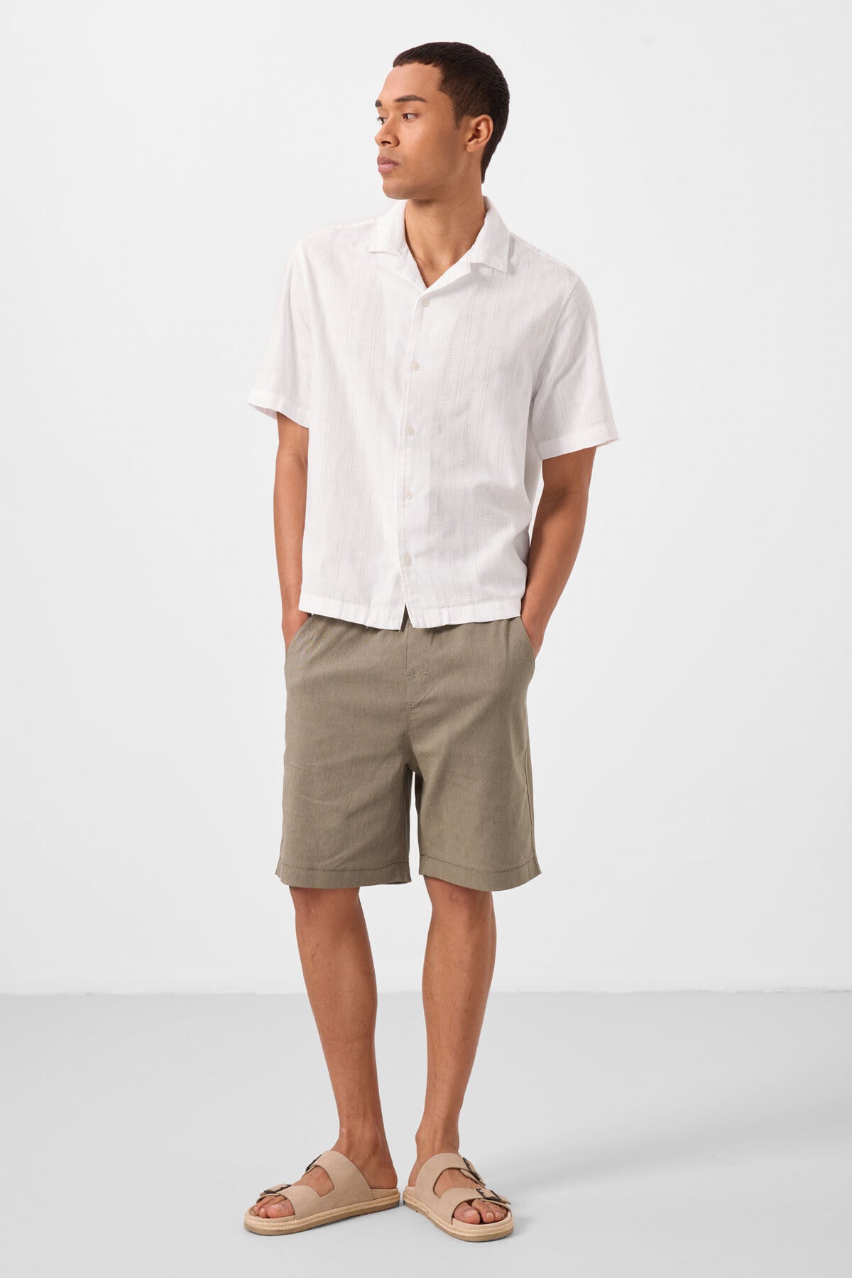 Camel Standart Fit Dokuma Hafif Esnek Chino Erkek Şort - 81293