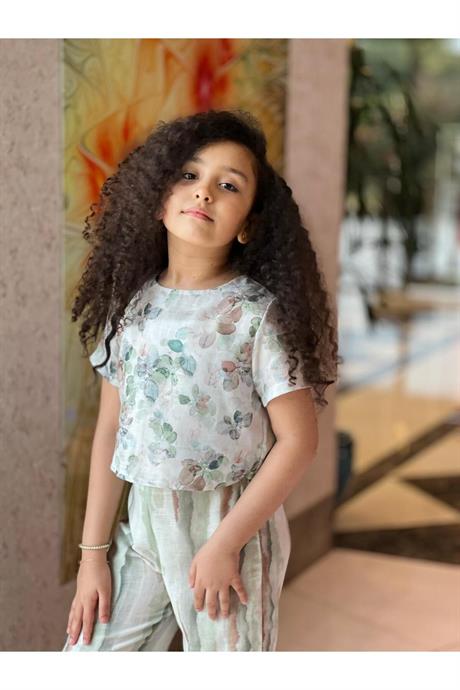 Çiçek Desenli Bluz Batik Desenli Rahat Pantolon Takım YEŞİL 10 Yaş