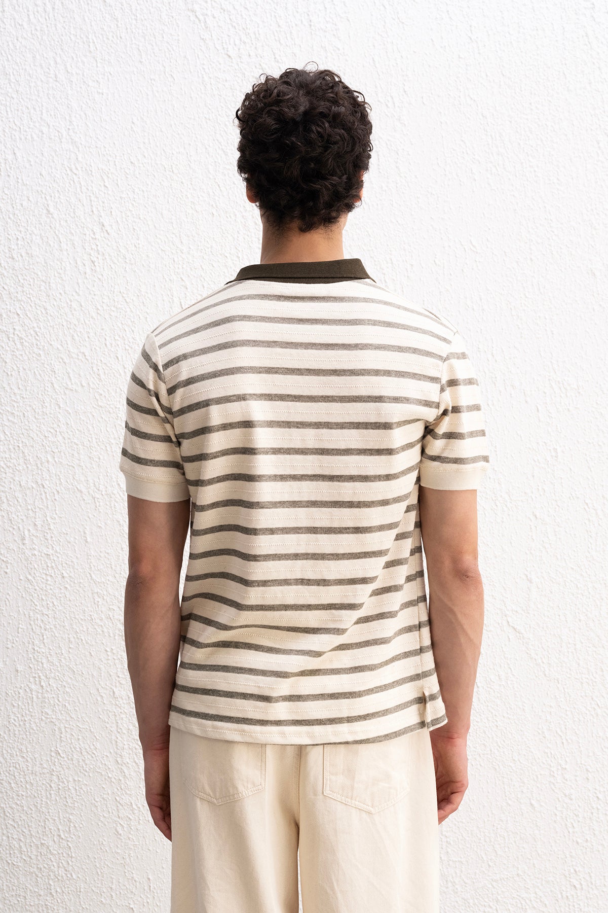 ÇİZGİLİ POLO YAKA HAKİ T-SHIRT
