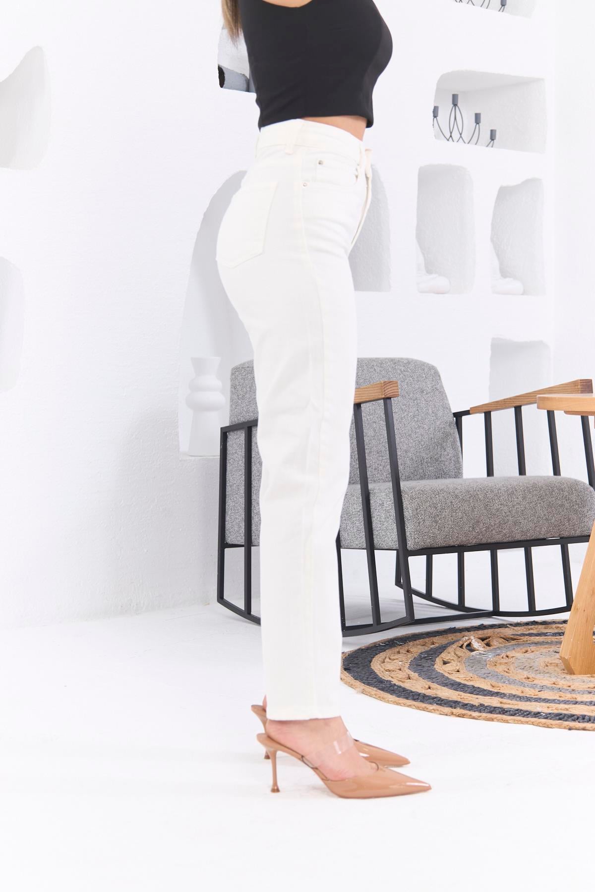 Mom Jeans Beyaz Pantolon
