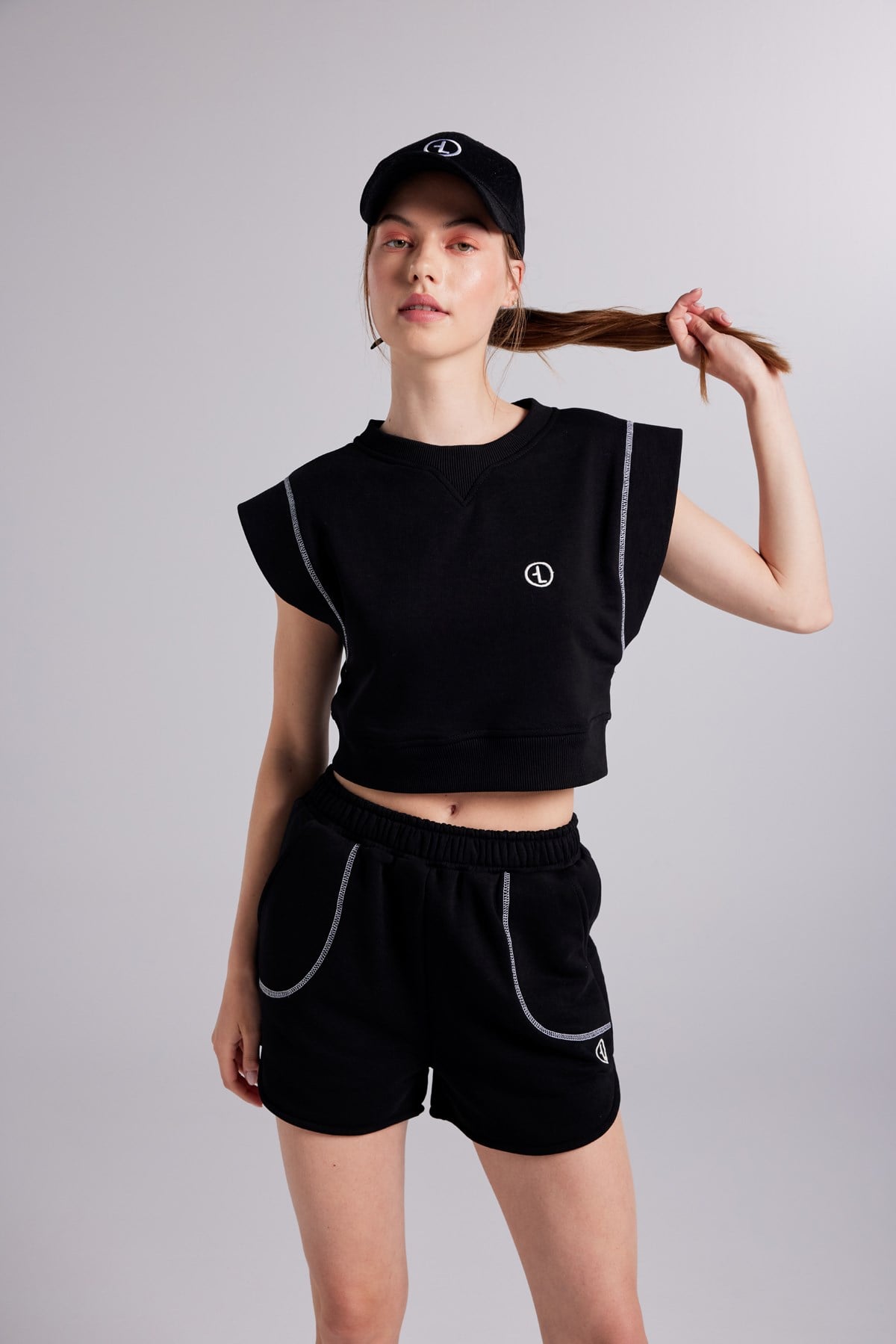 Crop Kesim Kontrast Dikişli Rhode Tshirt Siyah