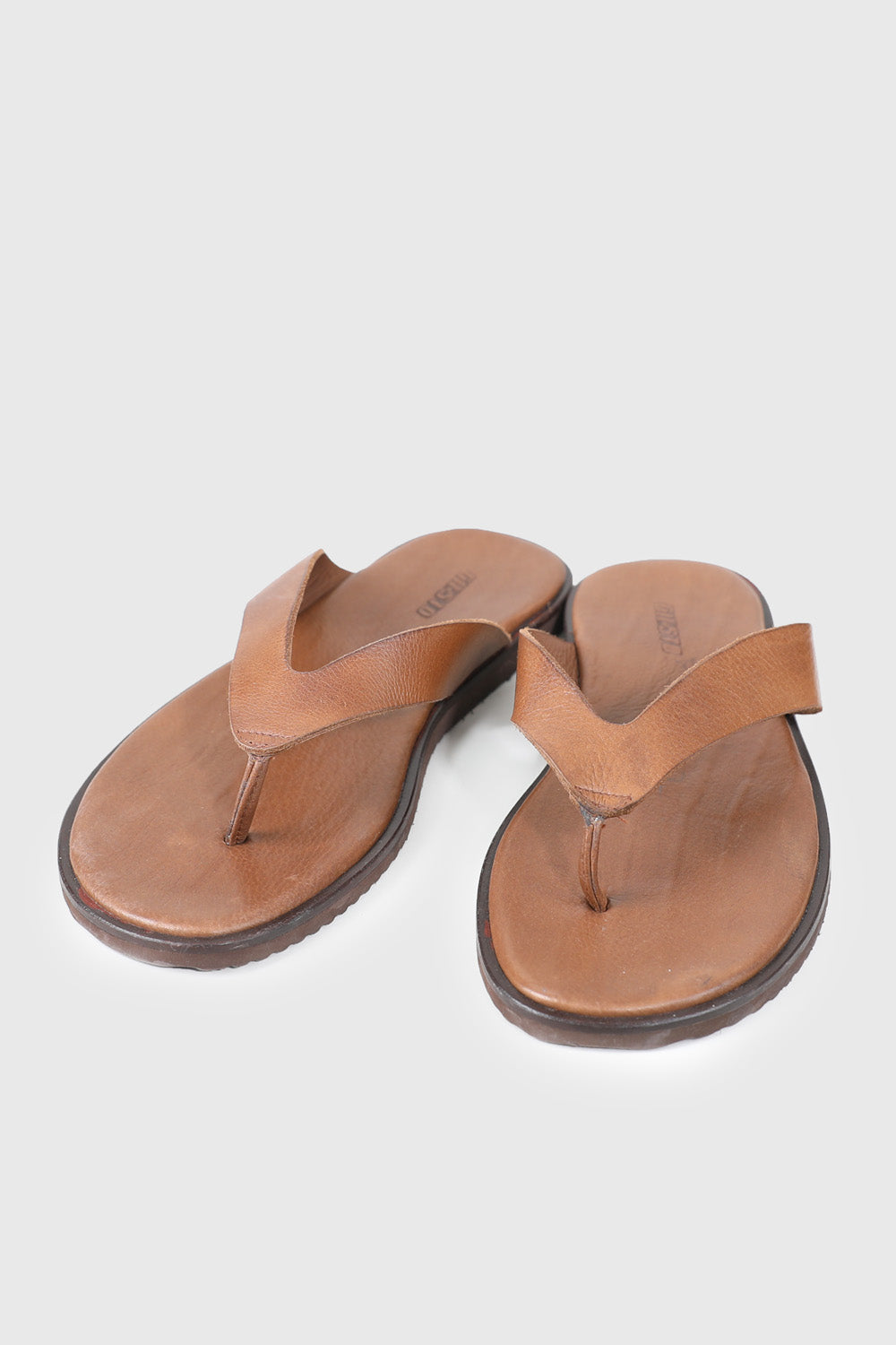 DERİ BANTLI TERLİK