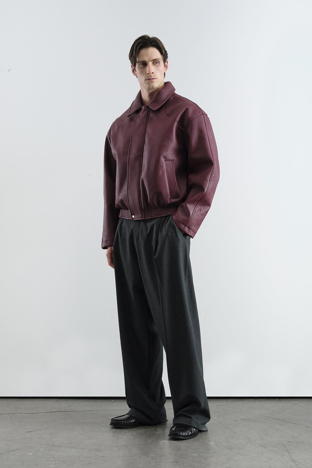 DOKULU BORDO DERİ CEKET