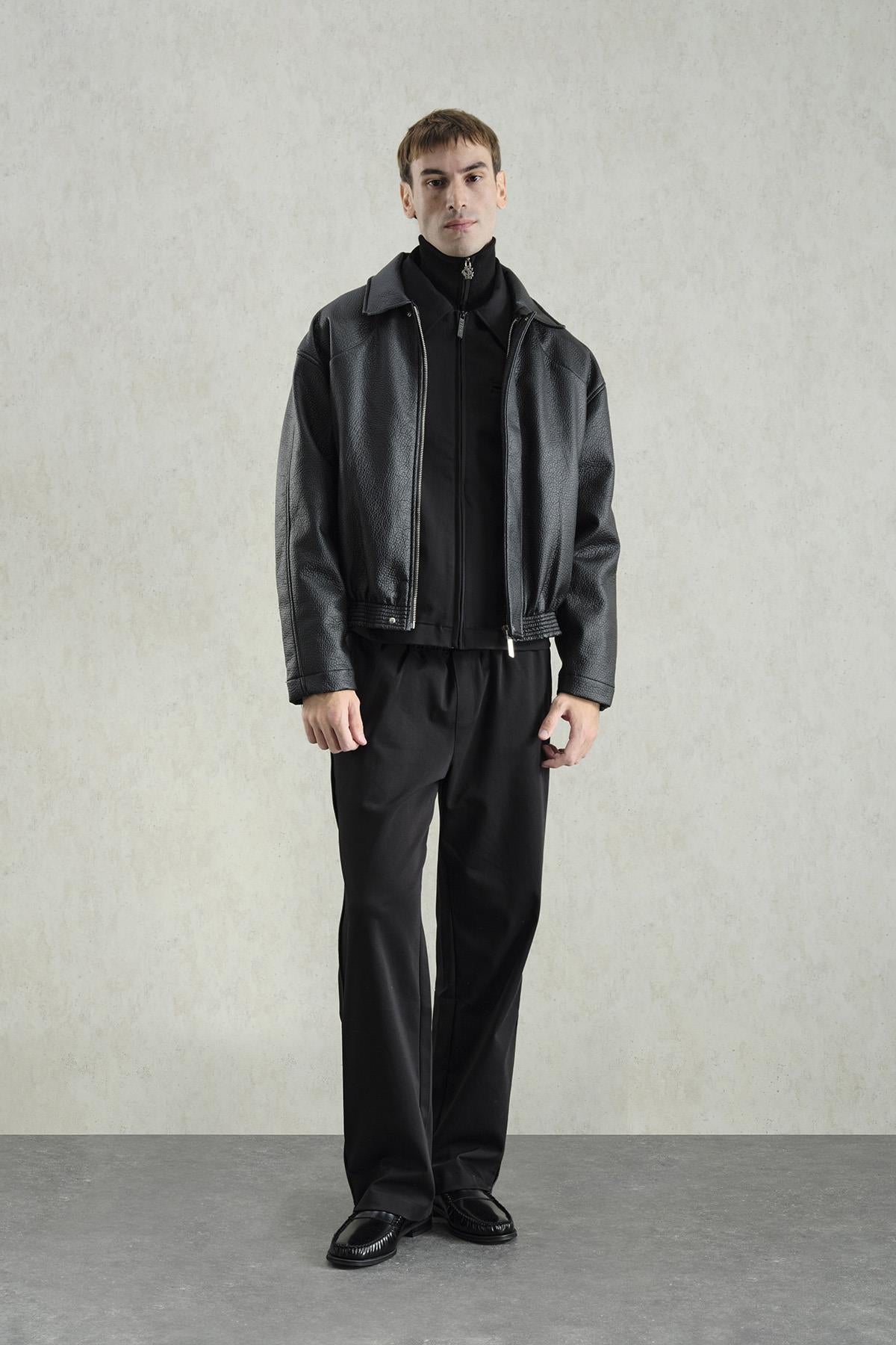 DOKULU SİYAH DERİ CEKET