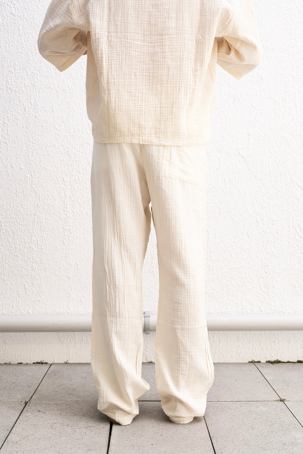 DÖKÜMLÜ BAĞCIK DETAYLI BEJ PANTOLON - BEJ M