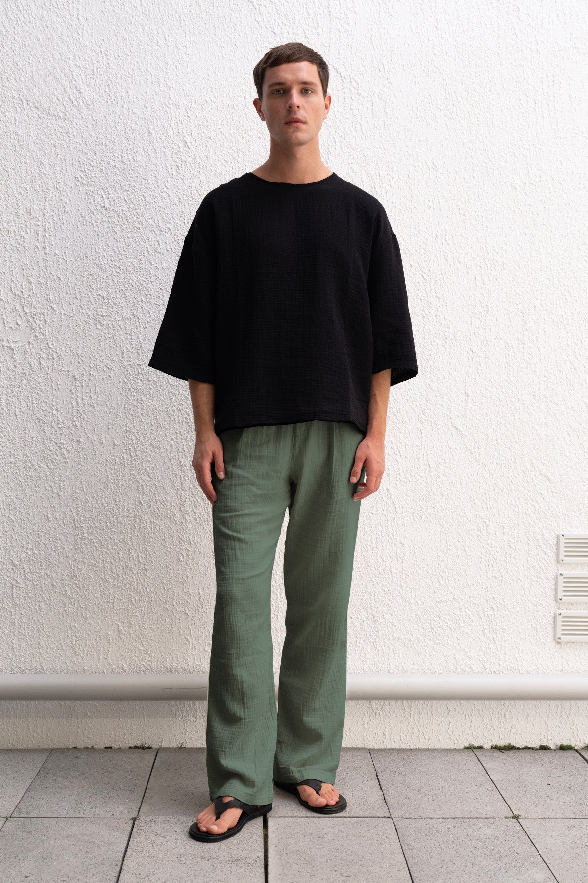 DÖKÜMLÜ BAĞCIK DETAYLI HAKİ PANTOLON - HAKİ L