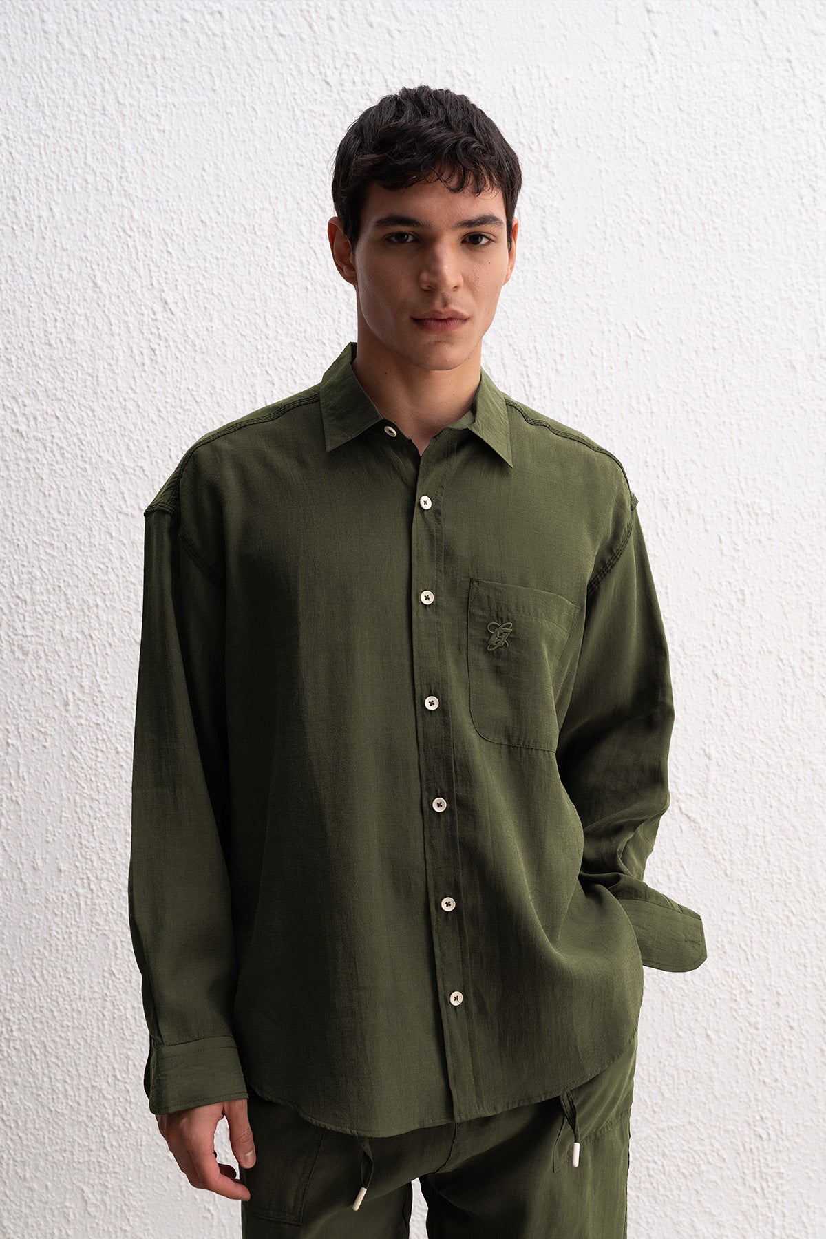 DÖKÜMLÜ OVERSIZE HAKİ GÖMLEK - HAKİ L