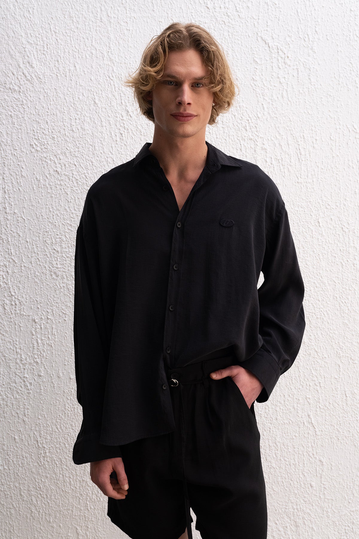 OVERSIZE MODAL SİYAH GÖMLEK