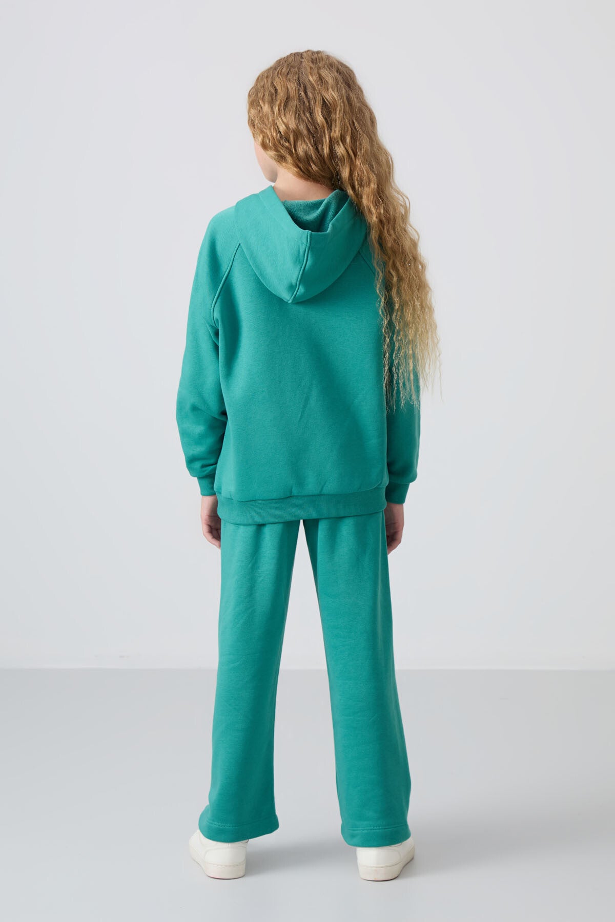 Deniz Yeşil Pamuklu İçi Tüylü Yumuşak Dokulu Standart Fit Nakışlı Kız Çocuk Eşofman Takım - 75162