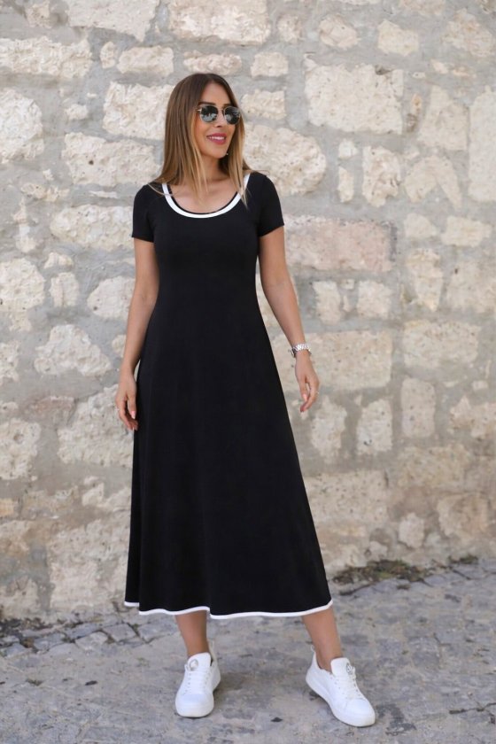 Women's Short Sleeve Round Neck Color-Trimmed Flared Midi Viscose Dress