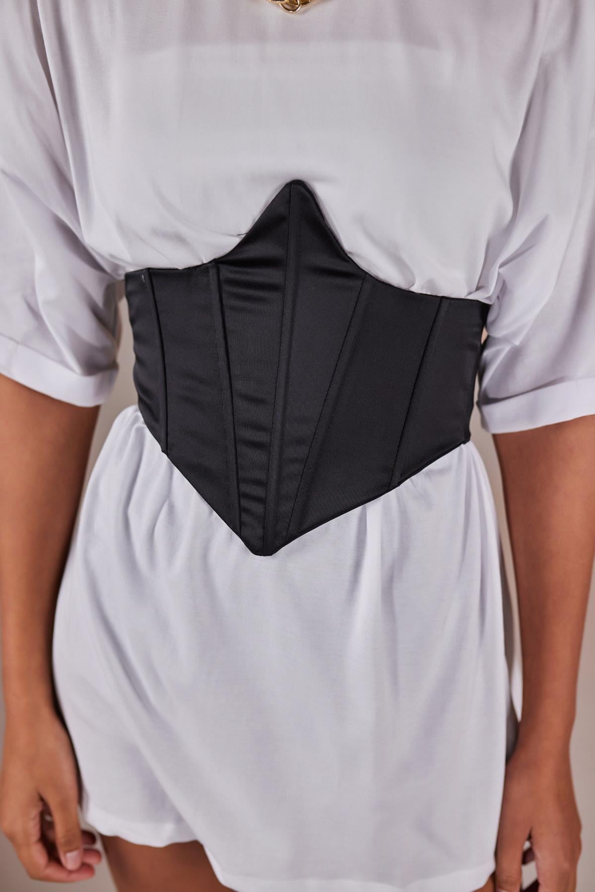 Arkası Gipeli Satin Korse Siyah