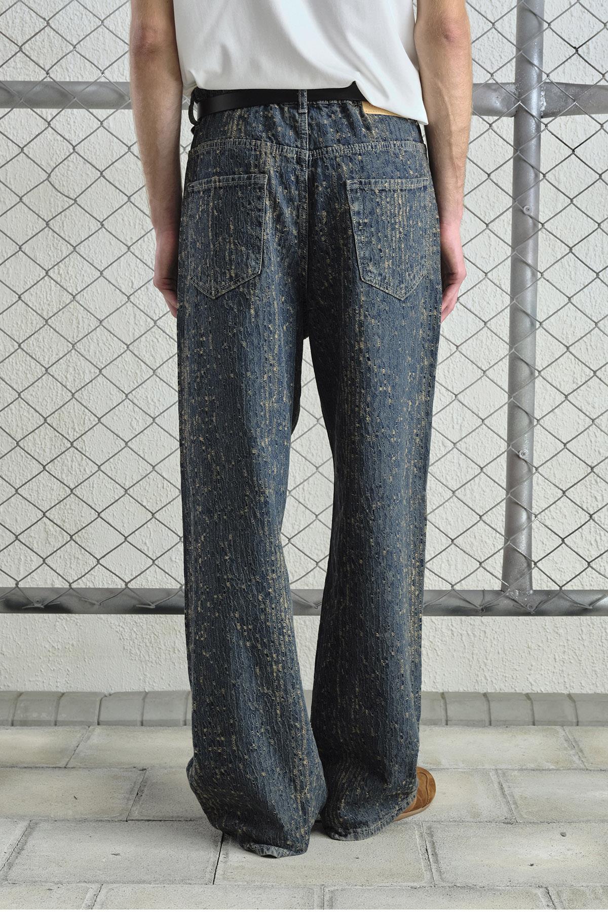 EFEKTLİ DÖKÜMLÜ LACİVERT JEAN