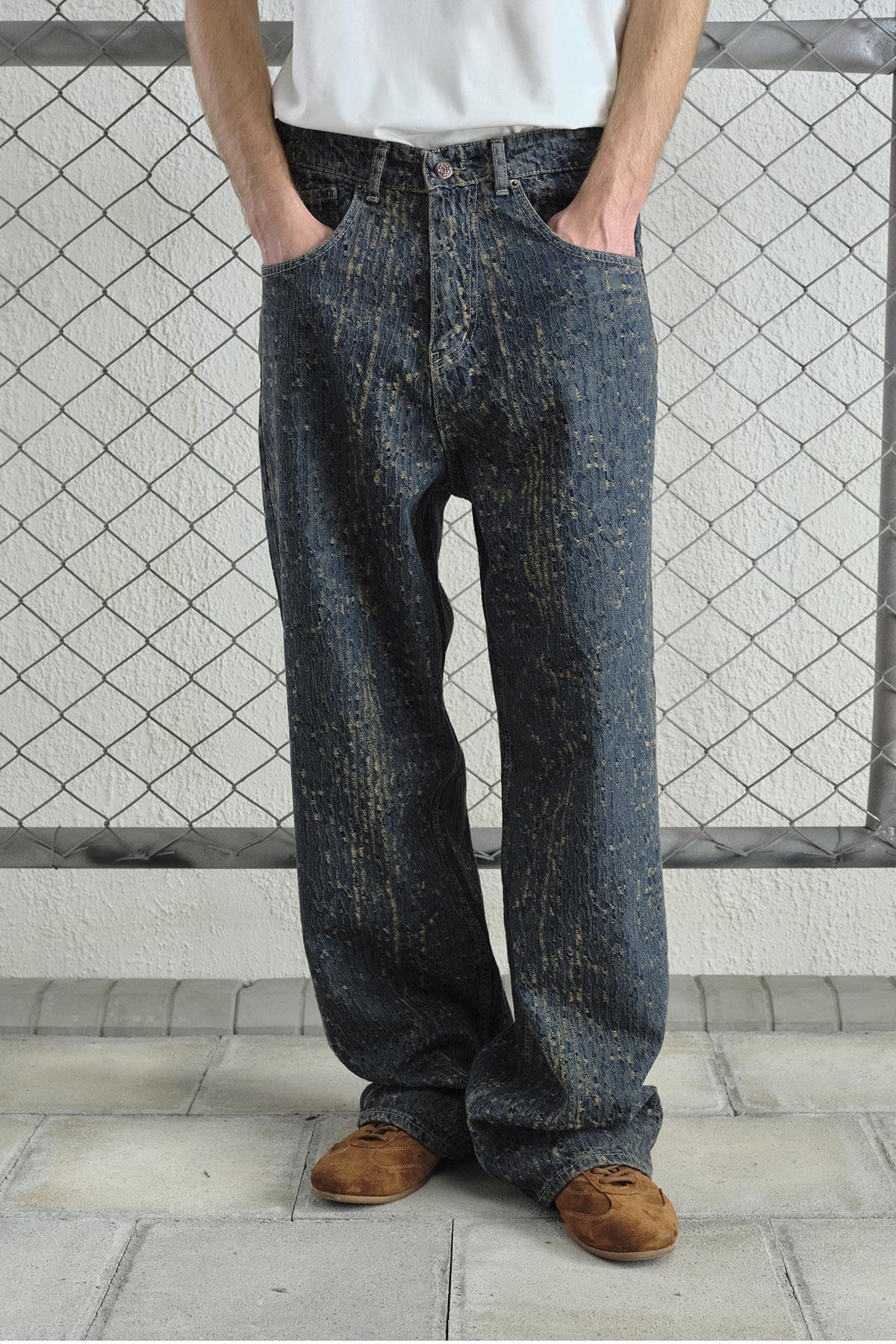 EFEKTLİ DÖKÜMLÜ LACİVERT JEAN