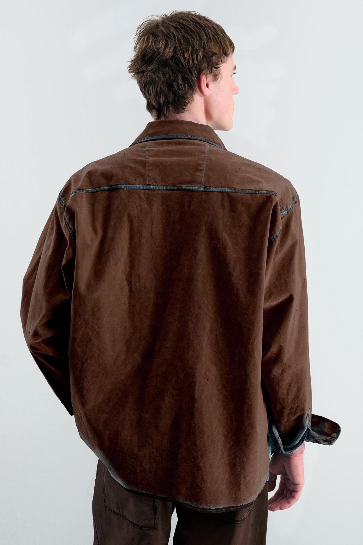 EFEKTLİ KADİFE KAPLAMA DENIM KAHVERENGİ GÖMLEK