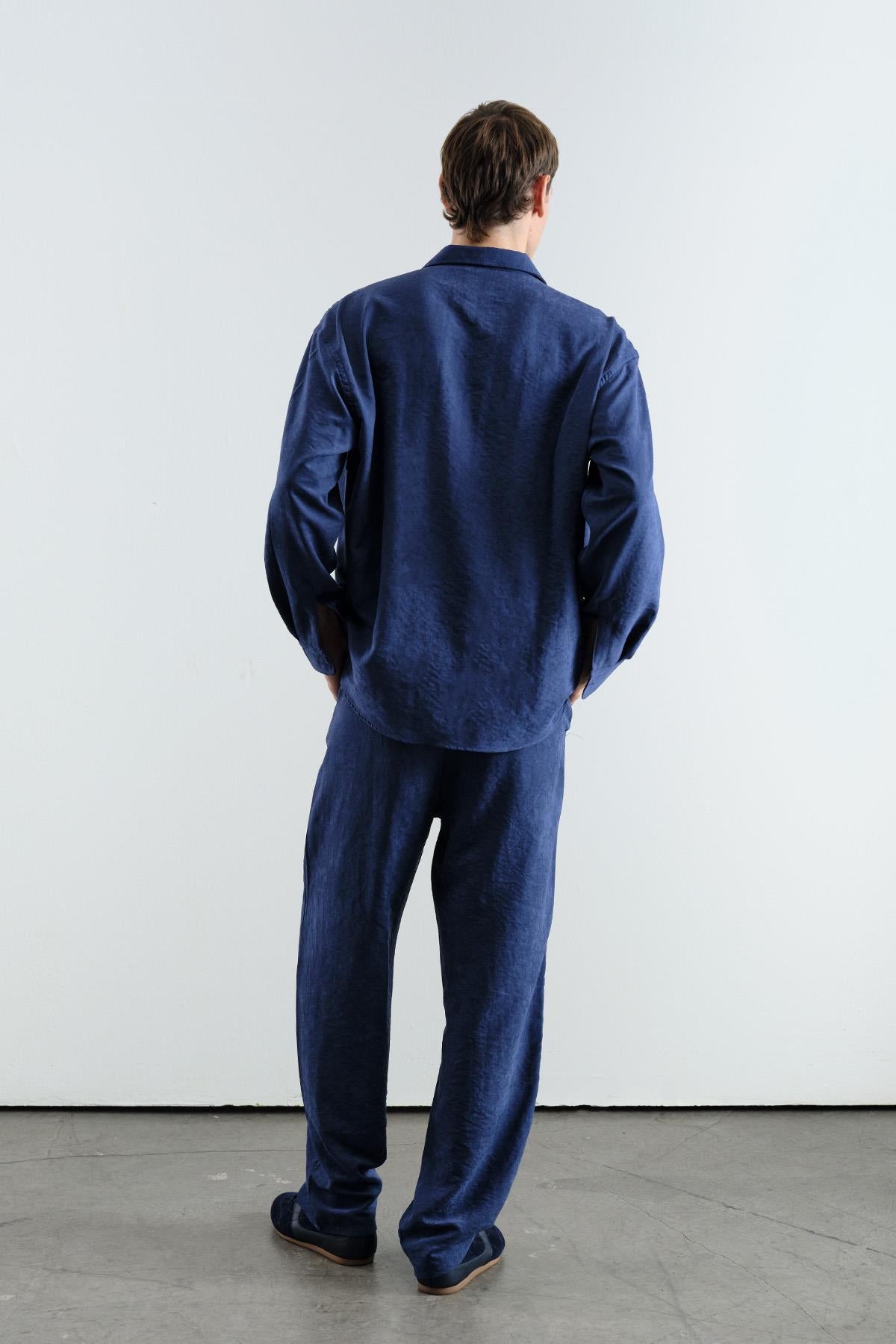 EFEKTLİ MODAL LACİVERT GÖMLEK