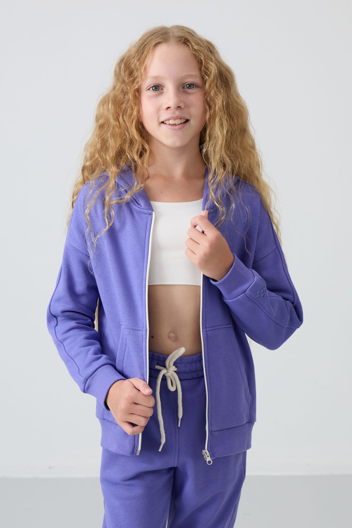 Eflatun Pamuklu İçi Tüylü Yumuşak Dokulu Standart Fit Nakışlı Kız Çocuk Eşofman Takım - 75148