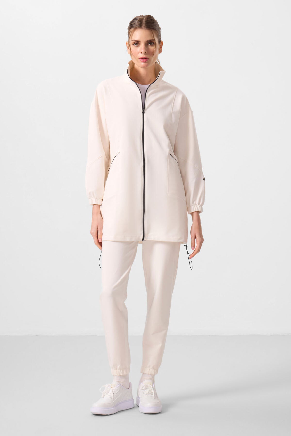 Ecru Stand-Collar Zippered Relaxed-Fit Women's Tracksuit Tunic Set - 95345