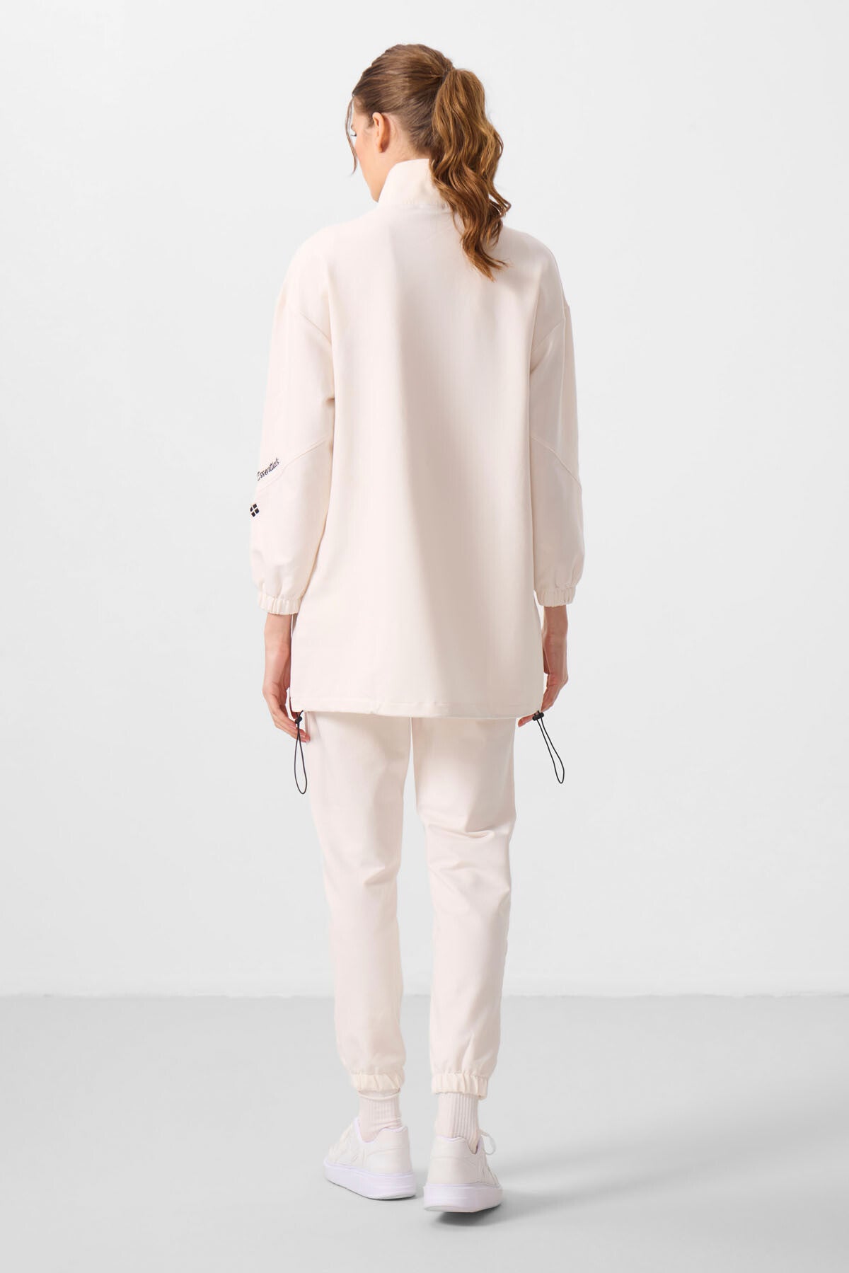 Ecru Stand-Collar Zippered Relaxed-Fit Women's Tracksuit Tunic Set - 95345