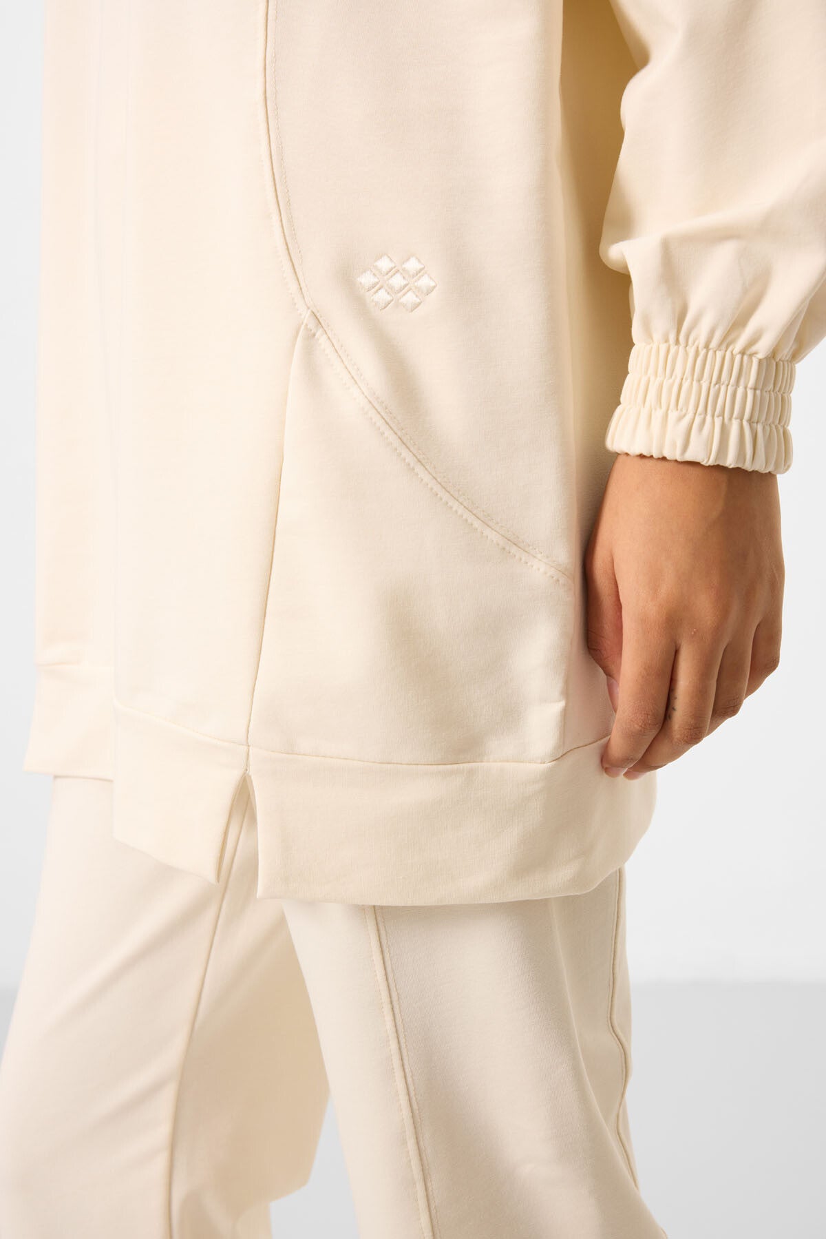 Ekru O Yaka Basic Oversize Kadın Eşofman Tunik Takım - 95347