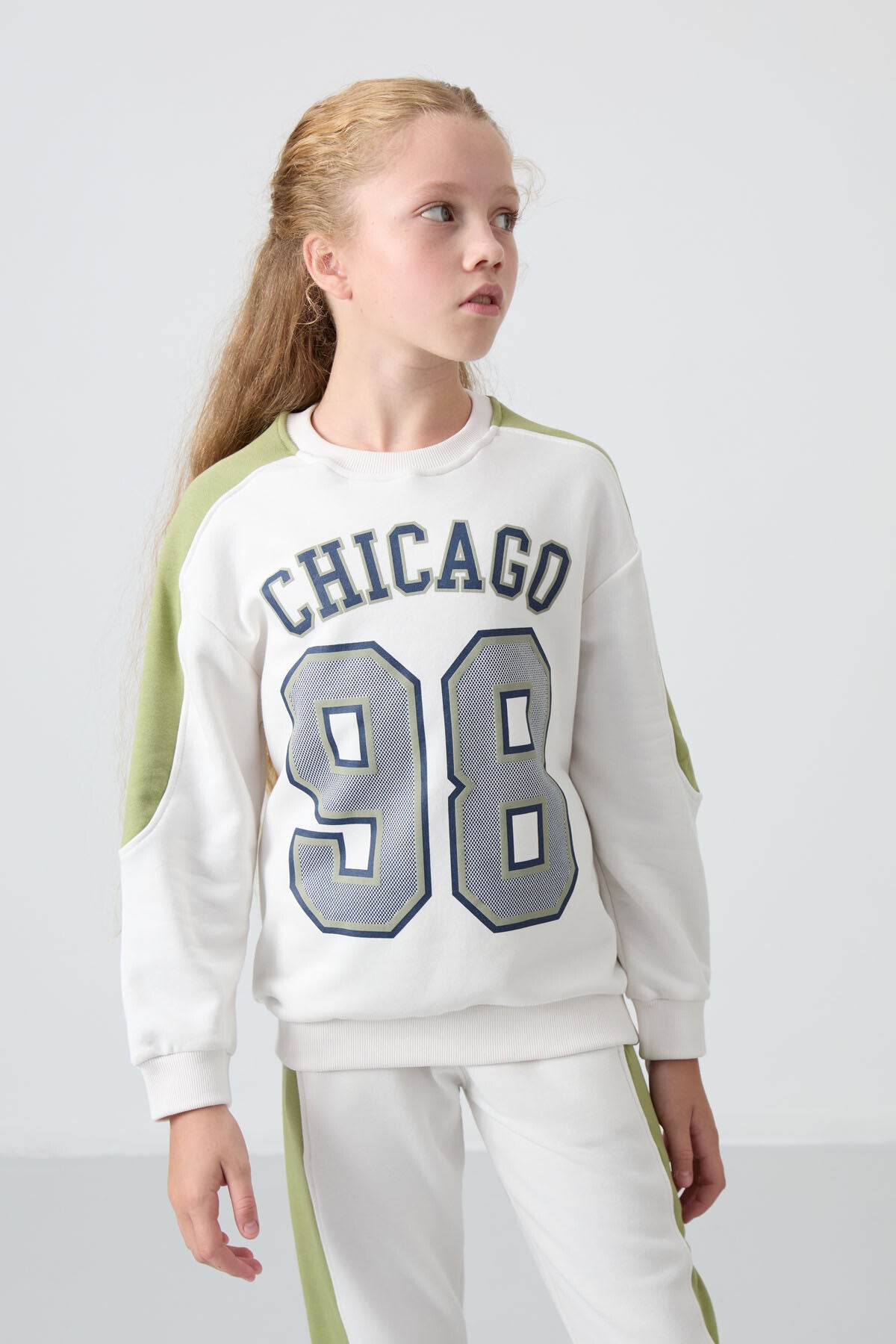 Ekru Pamuklu İçi Tüylü Yumuşak Dokulu Standart Fit Baskılı Kız Çocuk Eşofman Takım - 75170