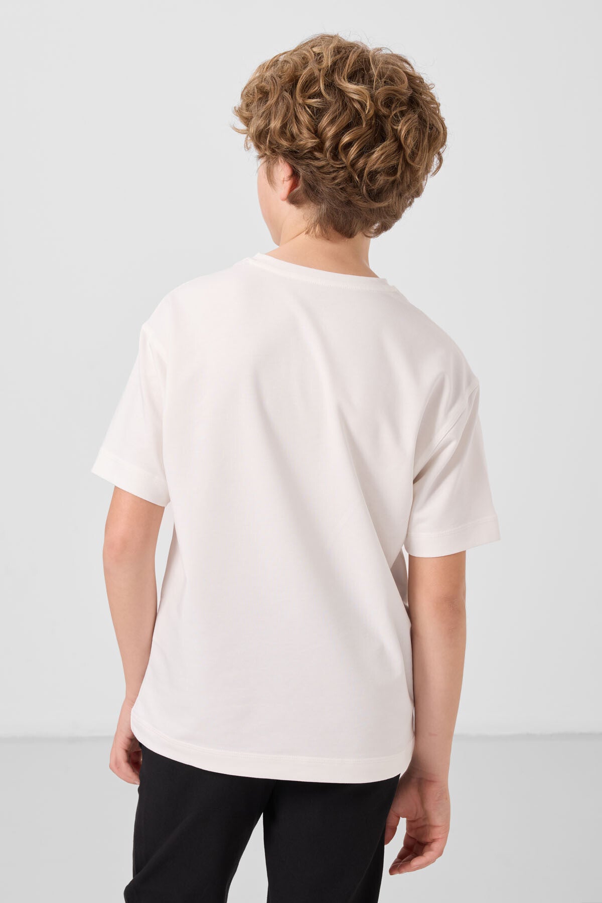 Ekru Pamuklu Yumuşak Dokulu Oversize Baskılı Erkek Çocuk T-Shirt - 11285