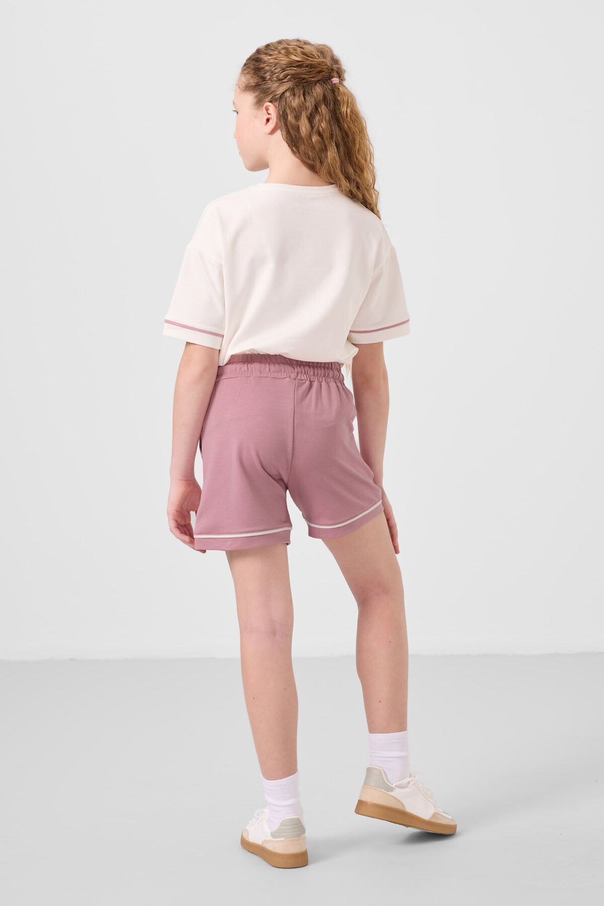 Ekru-Gül Kurusu Pamuklu Yumuşak Dokulu Standart Fit Basic Kız Çocuk Şort Takım - 75183