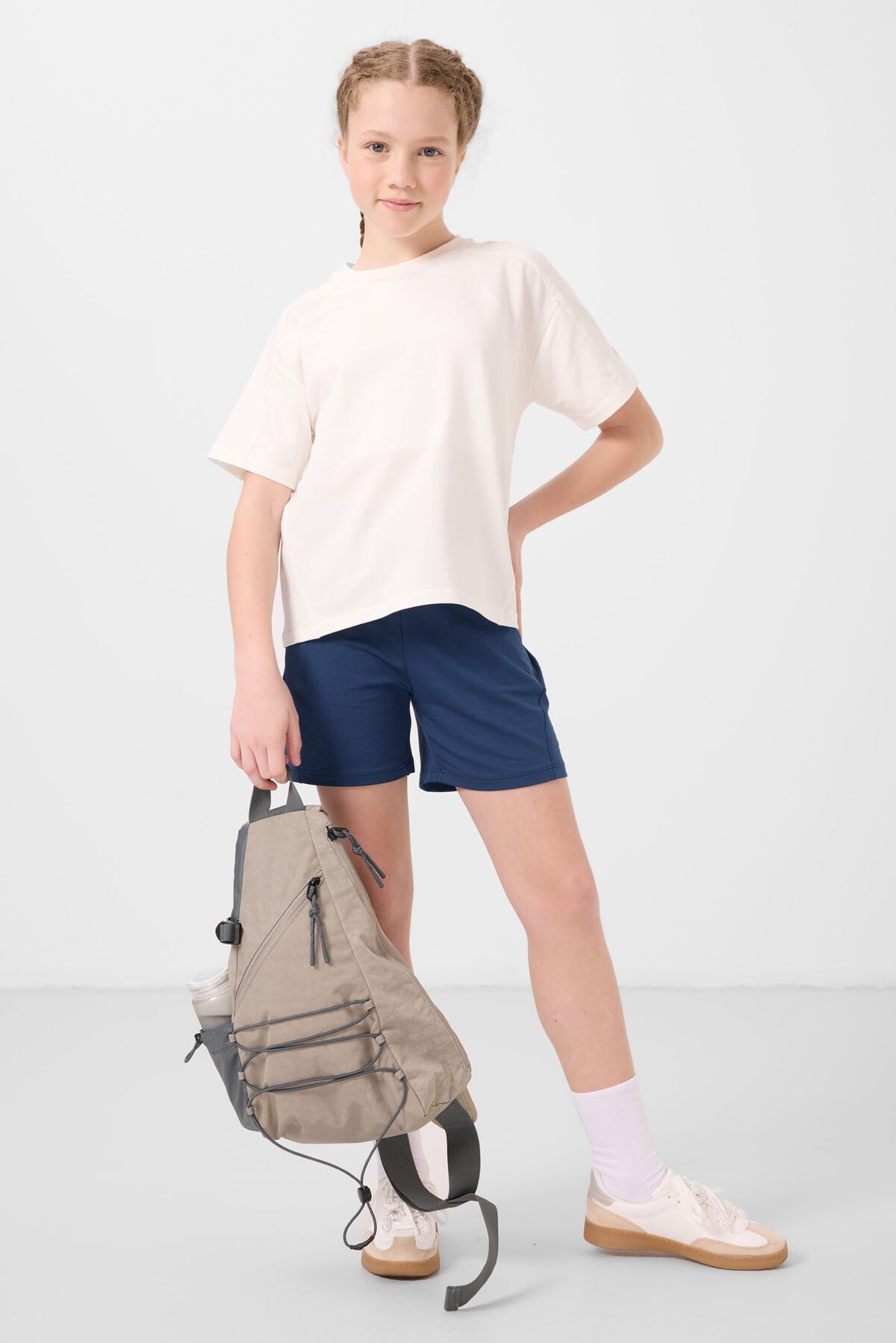 Ekru-Parlament Pamuklu Yumuşak Dokulu Standart Fit Basic Kız Çocuk Şort Takım - 75184