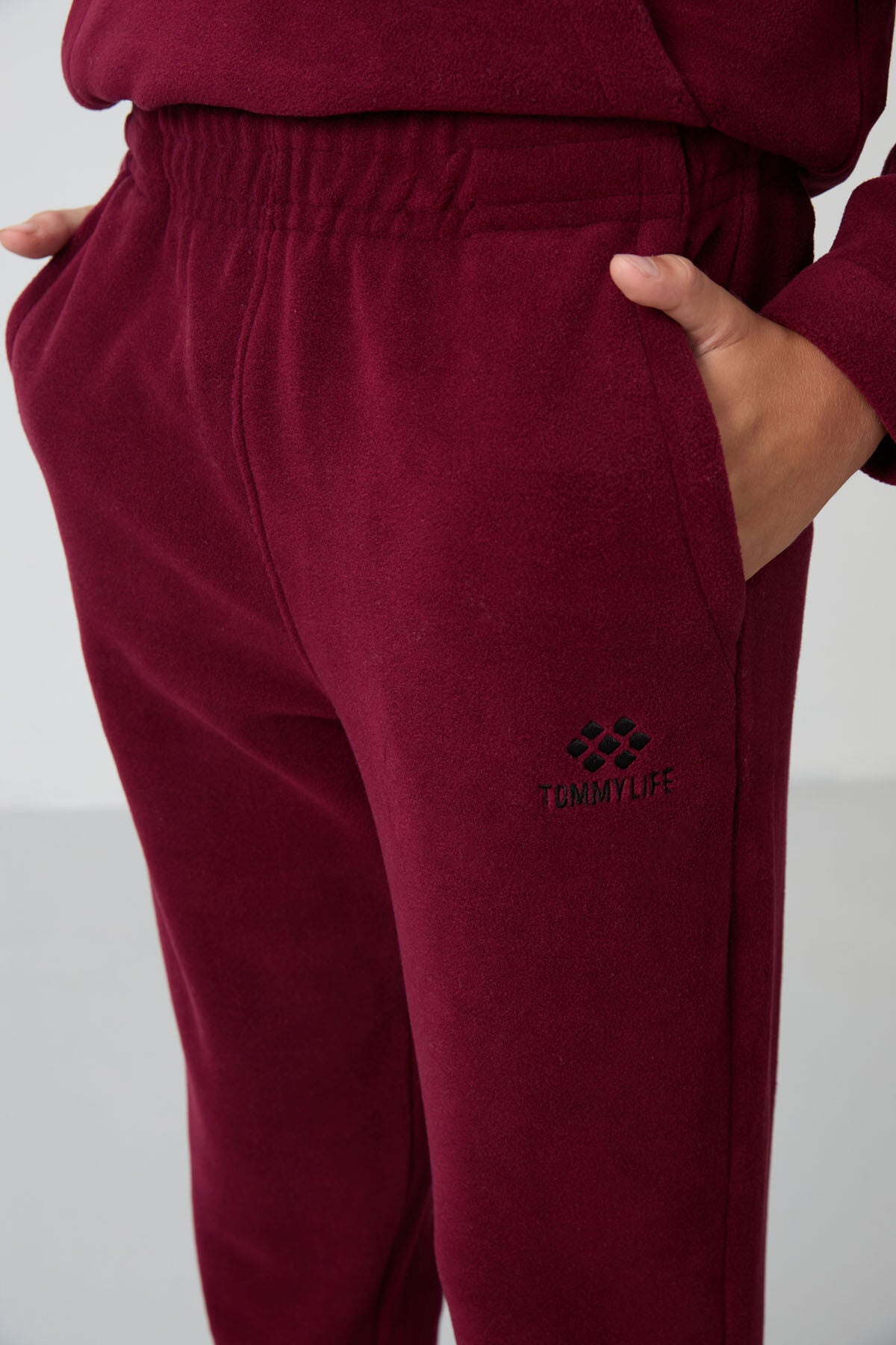 Erguvan Kalın Yumuşak Dokulu Standart Fit Nakışlı Polar Erkek Çocuk Eşofman Takım - 11218