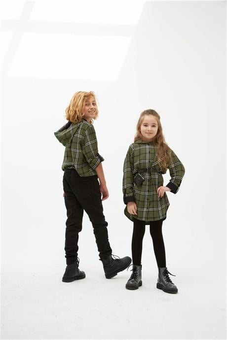 Erkek Çocuk Kapüşonlu Gömlek Siyah Gabardin Pantolon 2'li Takım Haki 10 Yaş