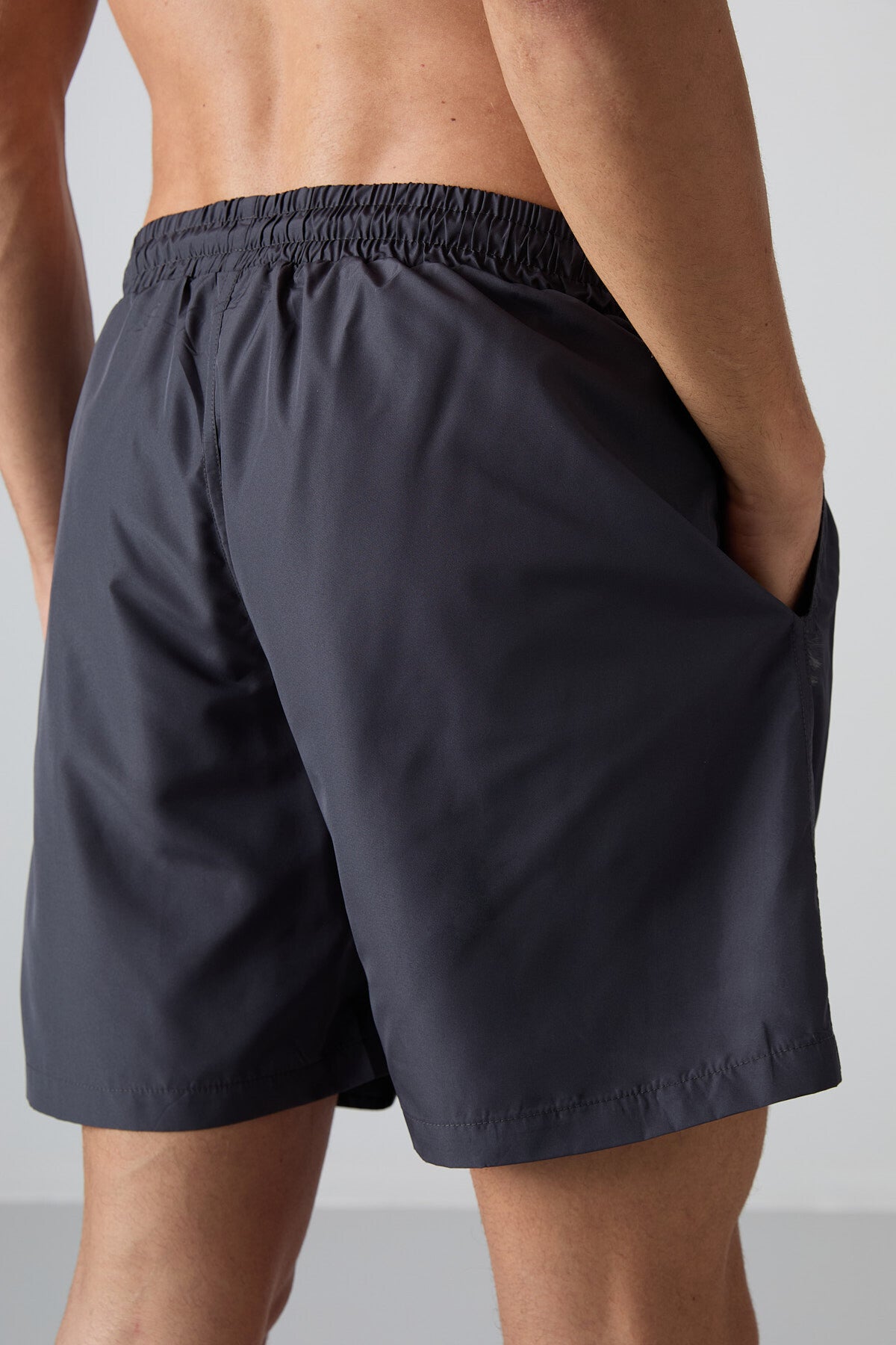 Antrasıt Hızlı Kuruyan Standart Fit Erkek Deniz Şortu - 81237
