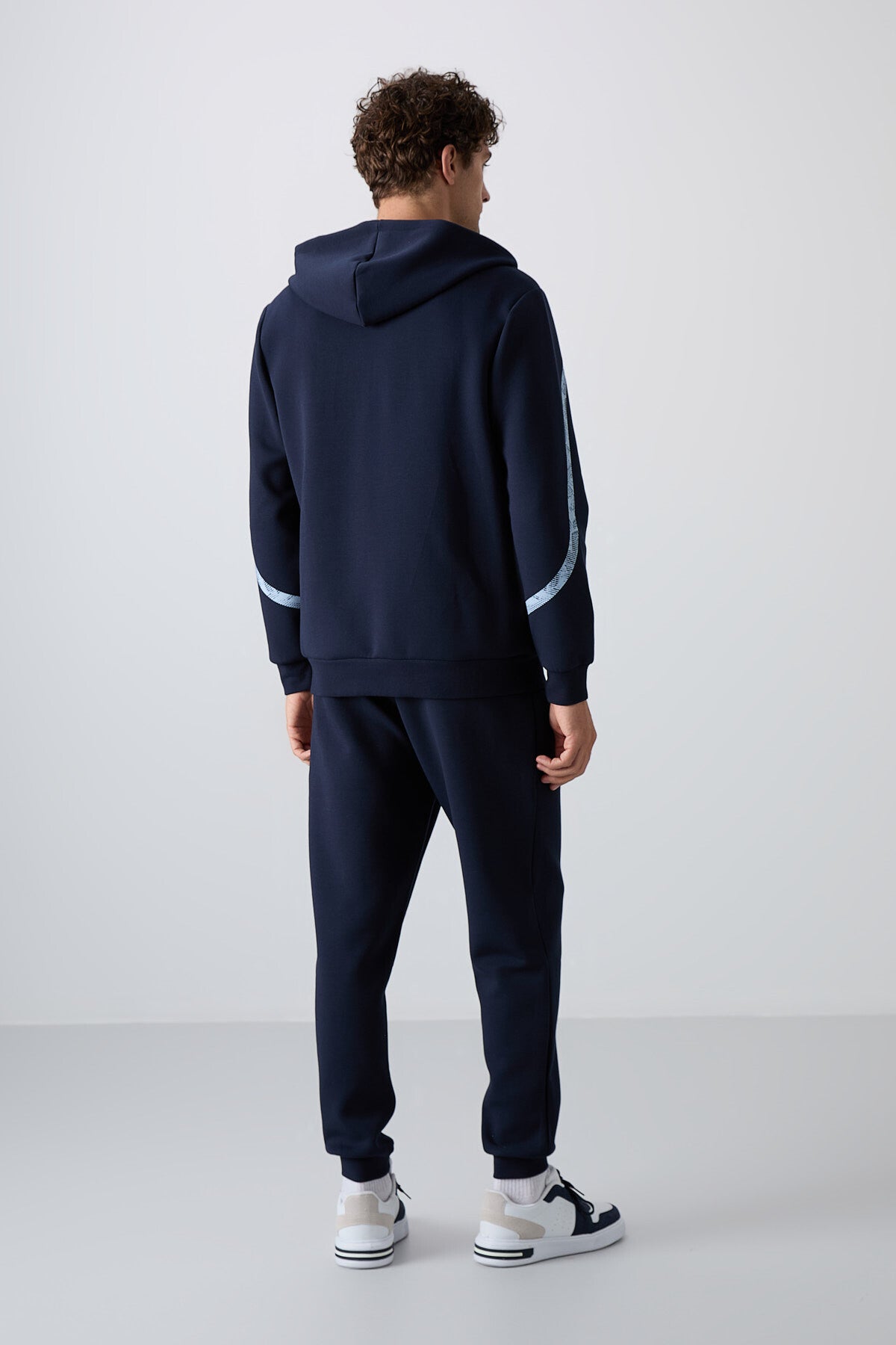 İndigo Pamuklu Kalın Yumuşak Dokulu Comfort Fit Baskılı Erkek Eşofman Takım - 85236