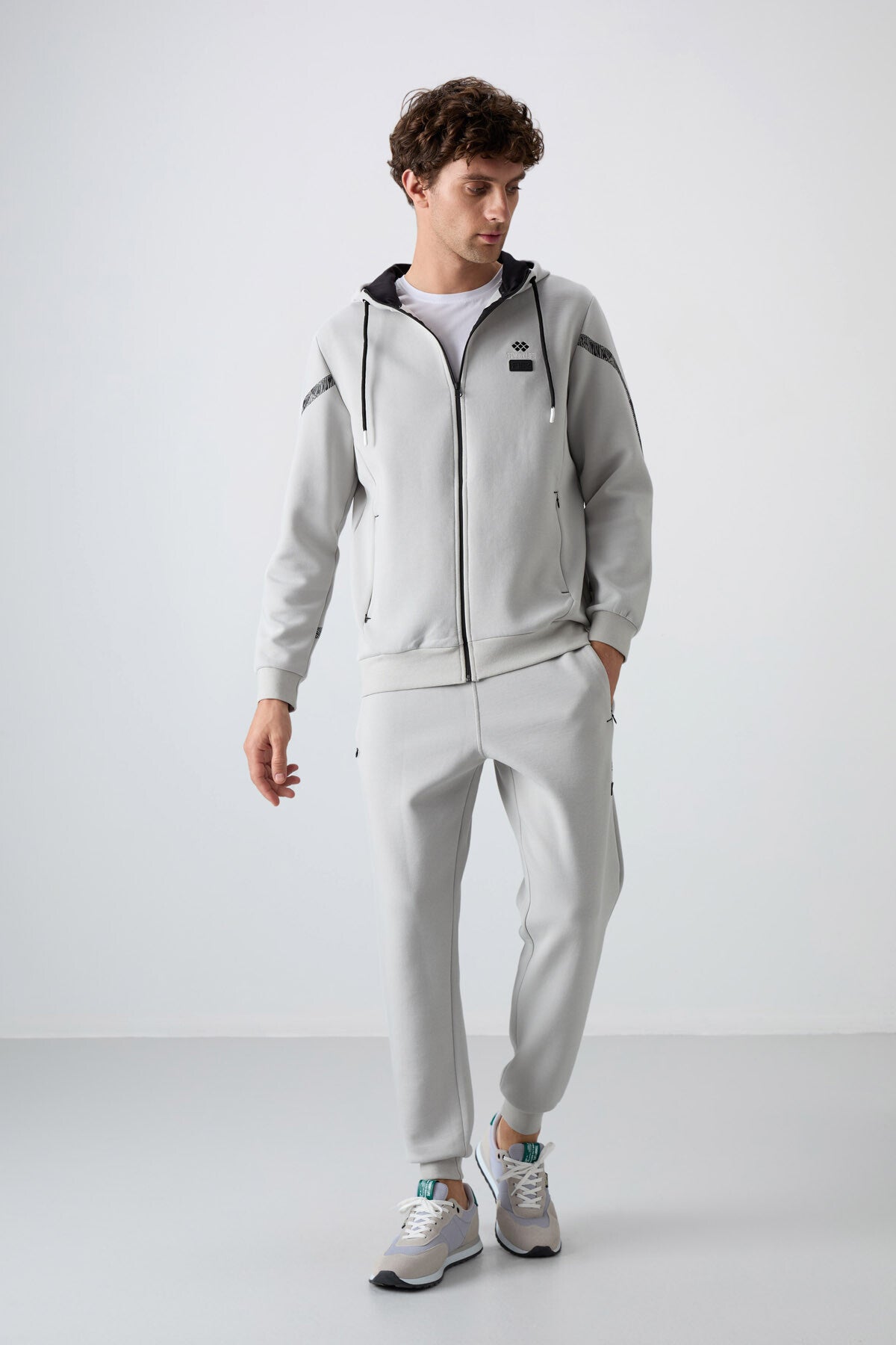 Taş Pamuklu Kalın Yumuşak Dokulu Comfort Fit Baskılı Erkek Eşofman Takım - 85236