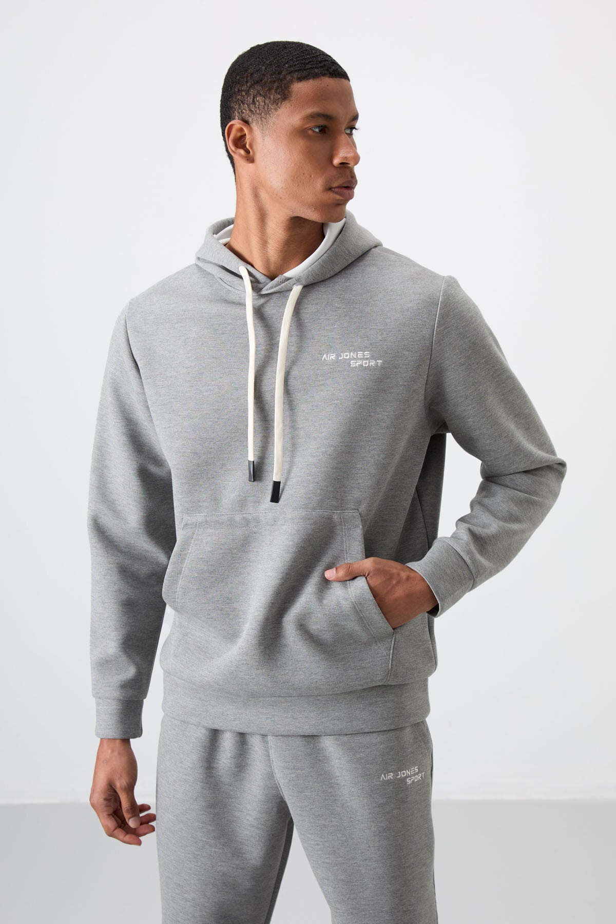 Gri Melanj Pamuklu Kalın Yumuşak Dokulu Comfort Fit Nakışlı Erkek Eşofman Takım - 85255