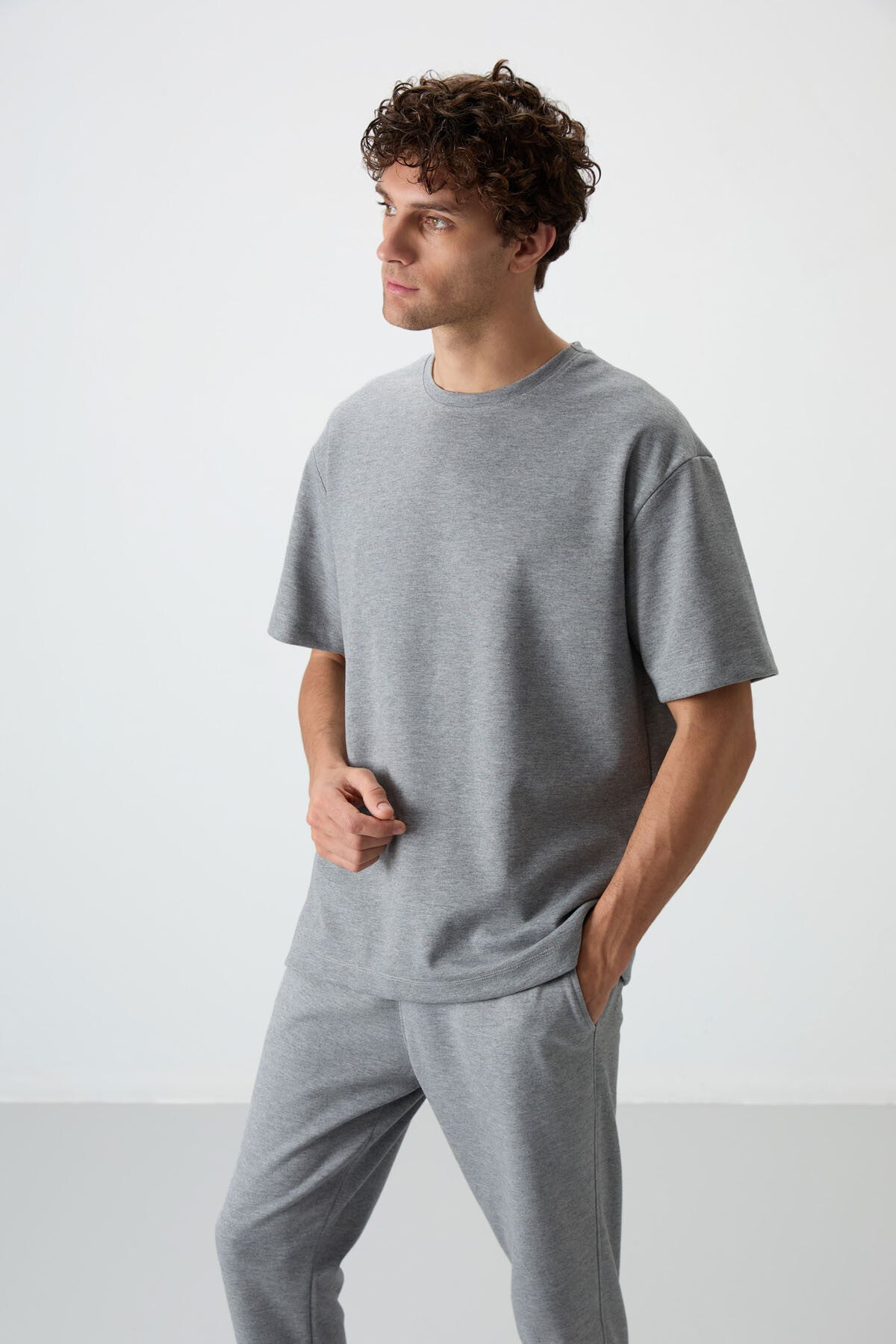 Gri Melanj Pamuklu Kalın Yumuşak Dokulu Oversize Fit Basic Erkek Eşofman Takım - 85251