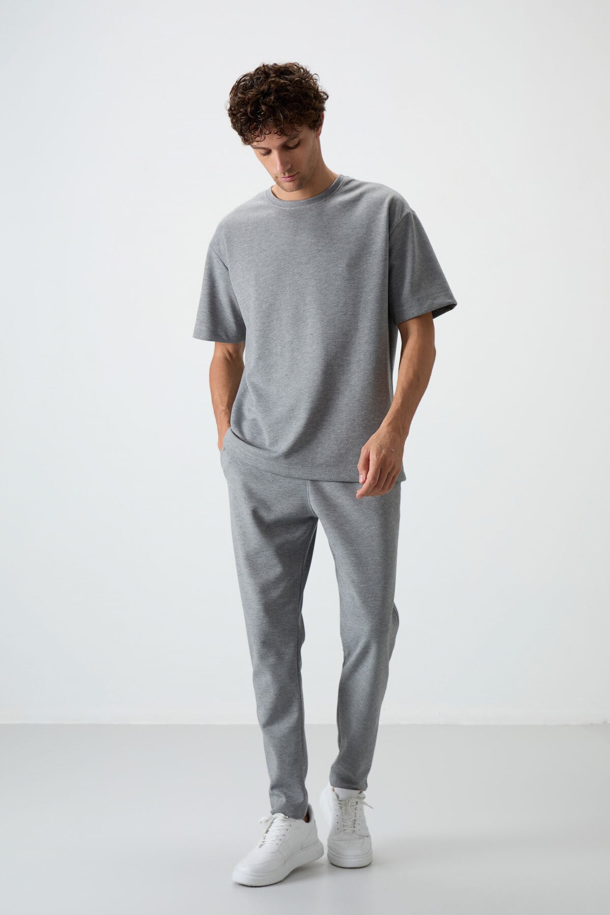 Gri Melanj Pamuklu Kalın Yumuşak Dokulu Oversize Fit Basic Erkek Eşofman Takım - 85251