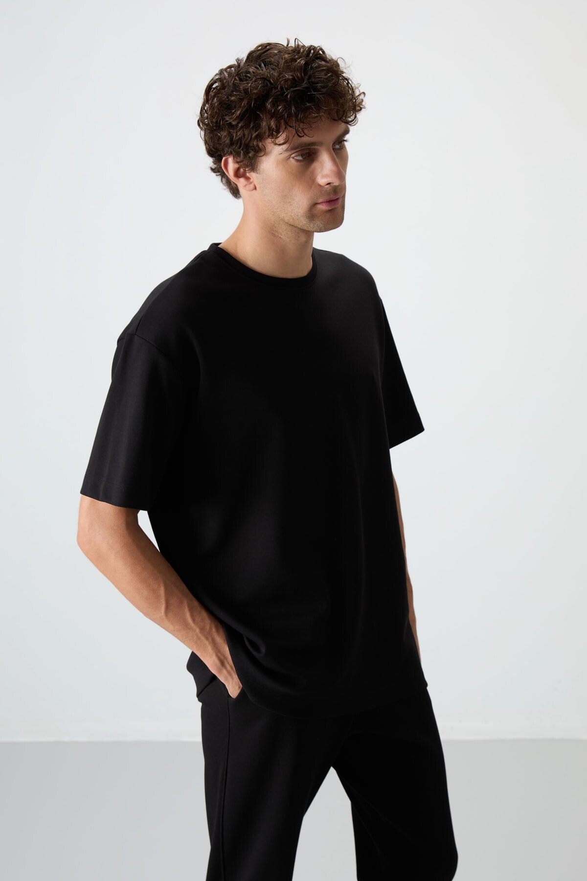 Siyah Pamuklu Kalın Yumuşak Dokulu Oversize Fit Basic Erkek Eşofman Takım - 85251