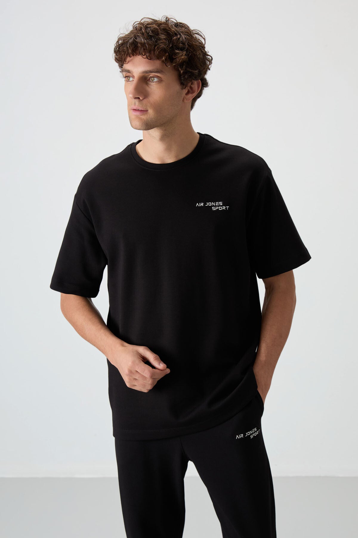 Siyah Pamuklu Kalın Yumuşak Dokulu Oversize Fit Nakışlı Erkek Eşofman Takım - 85252
