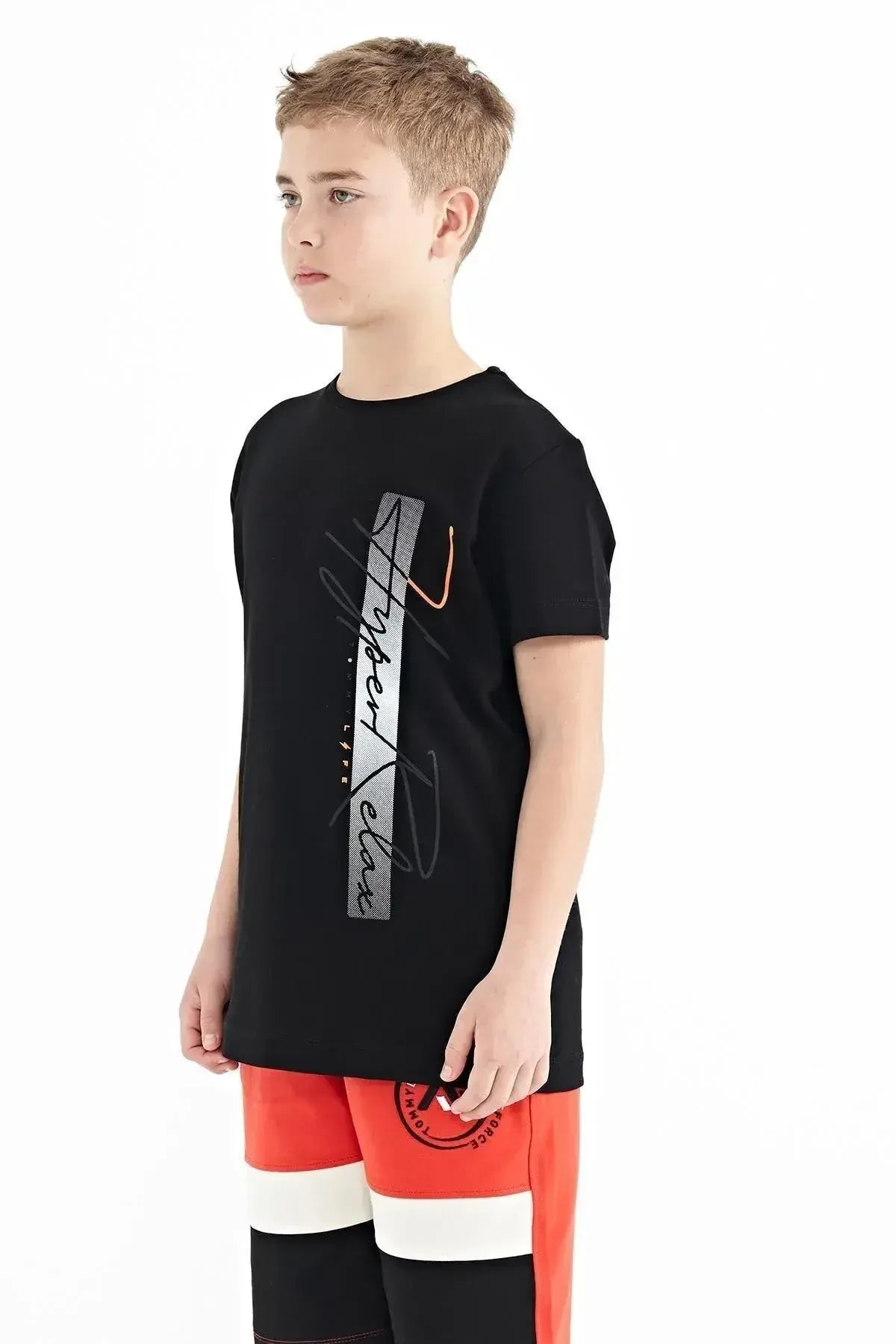 Siyah Yazı Baskılı O Yaka Standart Kalıp Erkek Çocuk T-Shirt - 11119