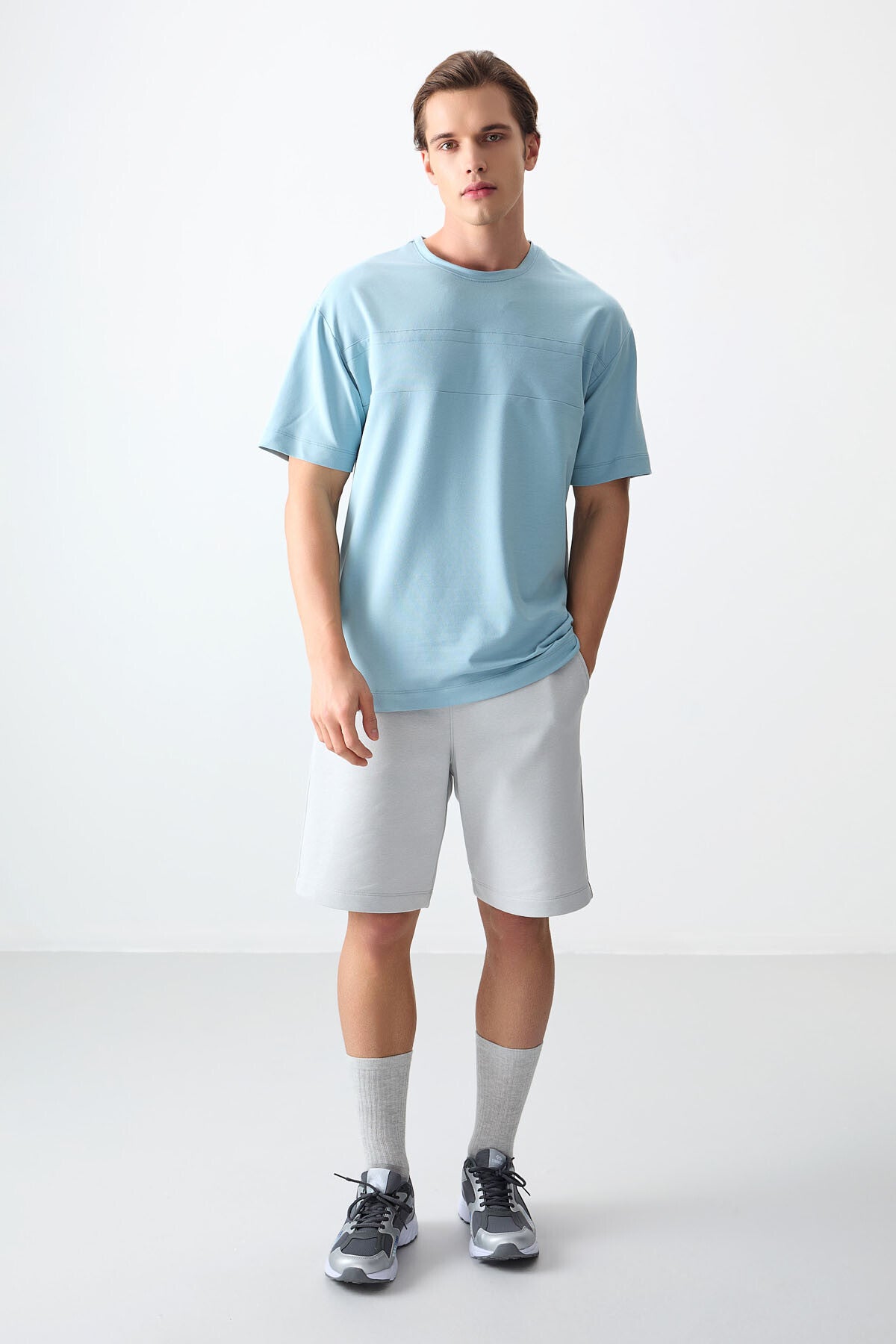 Açık Mavi Pamuklu Kalın Yumuşak Dokulu Oversize Fit Basic Erkek T-Shirt - 88378