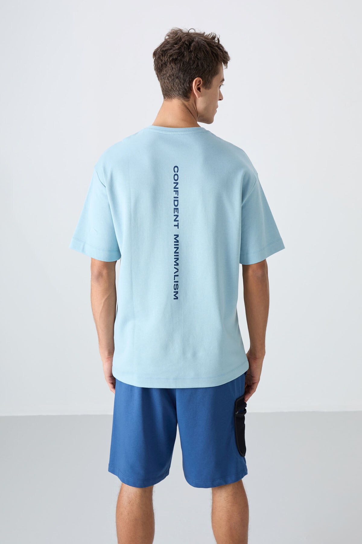 Açık Mavi Pamuklu Kalın Yumuşak Dokulu Oversize Fit Baskılı Erkek T-Shirt - 88321