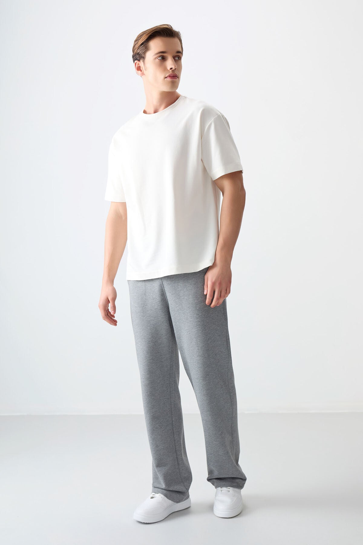 Ekru Pamuklu Kalın Yumuşak Dokulu Oversize Fit Basic Erkek T-Shirt - 88377
