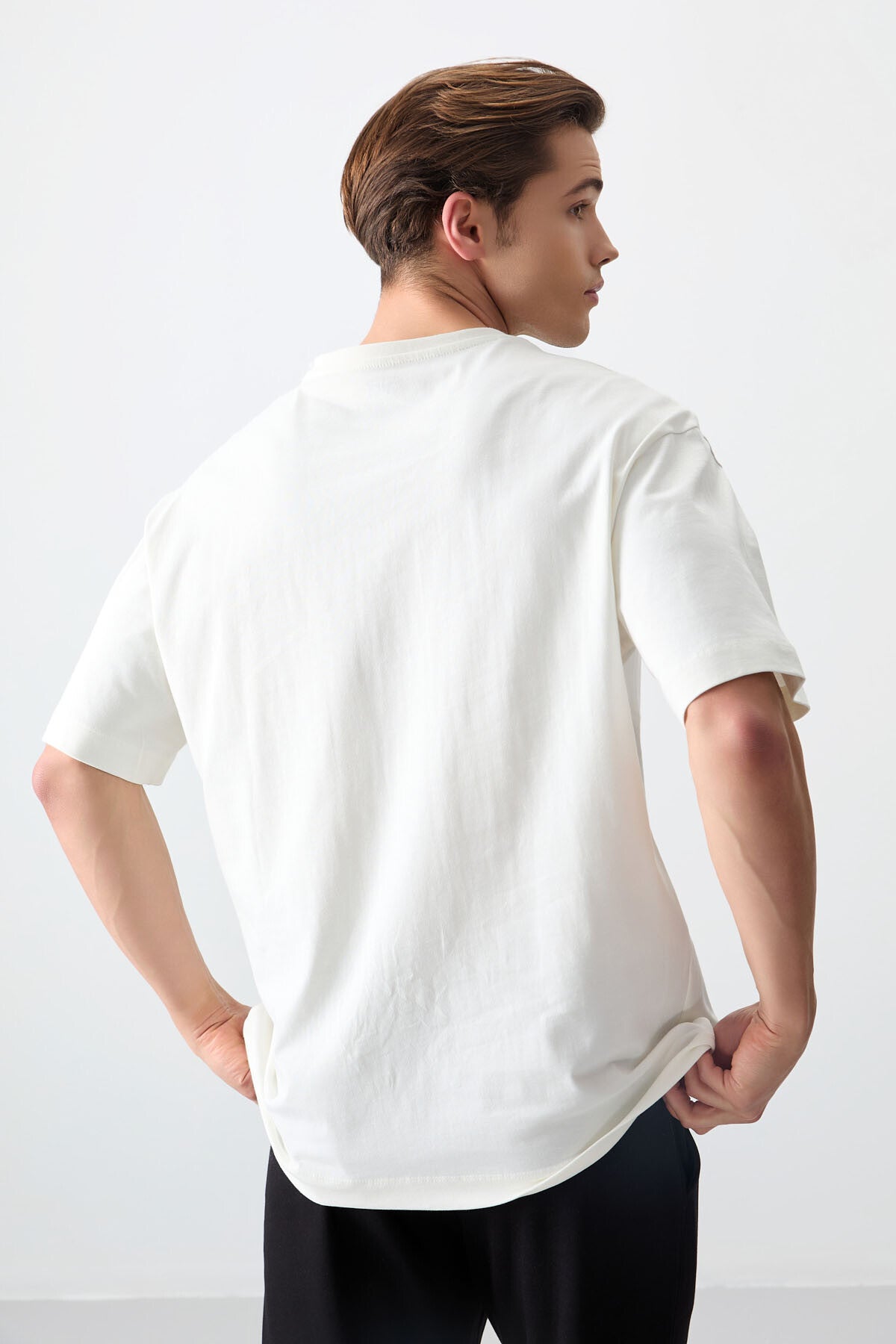 Ekru %100 Pamuk Kalın Yumuşak Dokulu Oversize Fit Baskılı Erkek T-Shirt - 88355