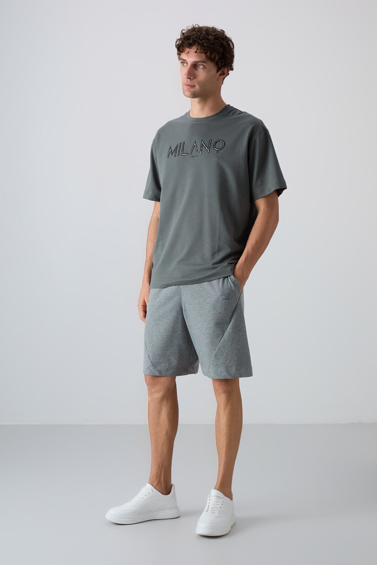 Haki Pamuklu Kalın Yumuşak Dokulu Oversize Fit Baskılı Erkek T-Shirt - 88345