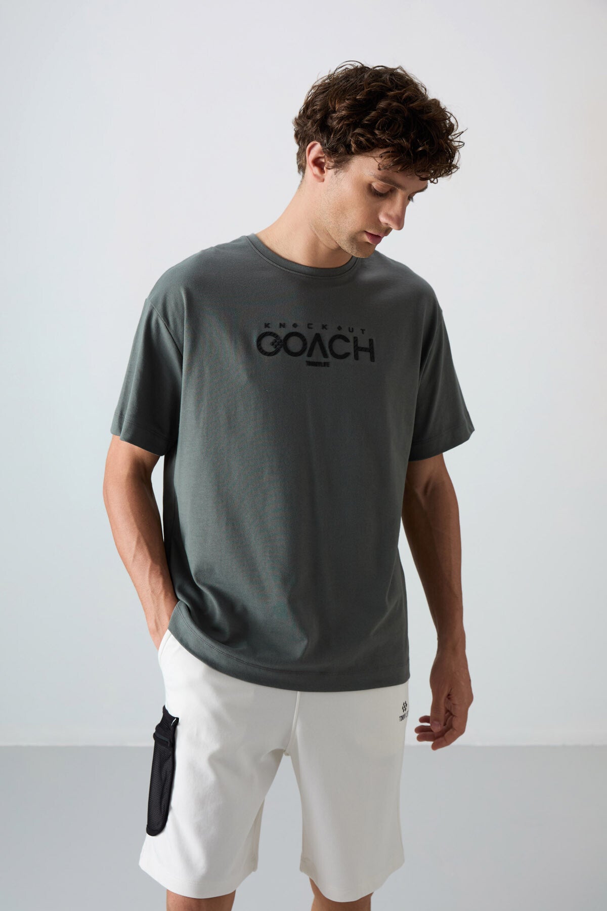 Haki Pamuklu Kalın Yumuşak Dokulu Oversize Fit Baskılı Erkek T-Shirt - 88329