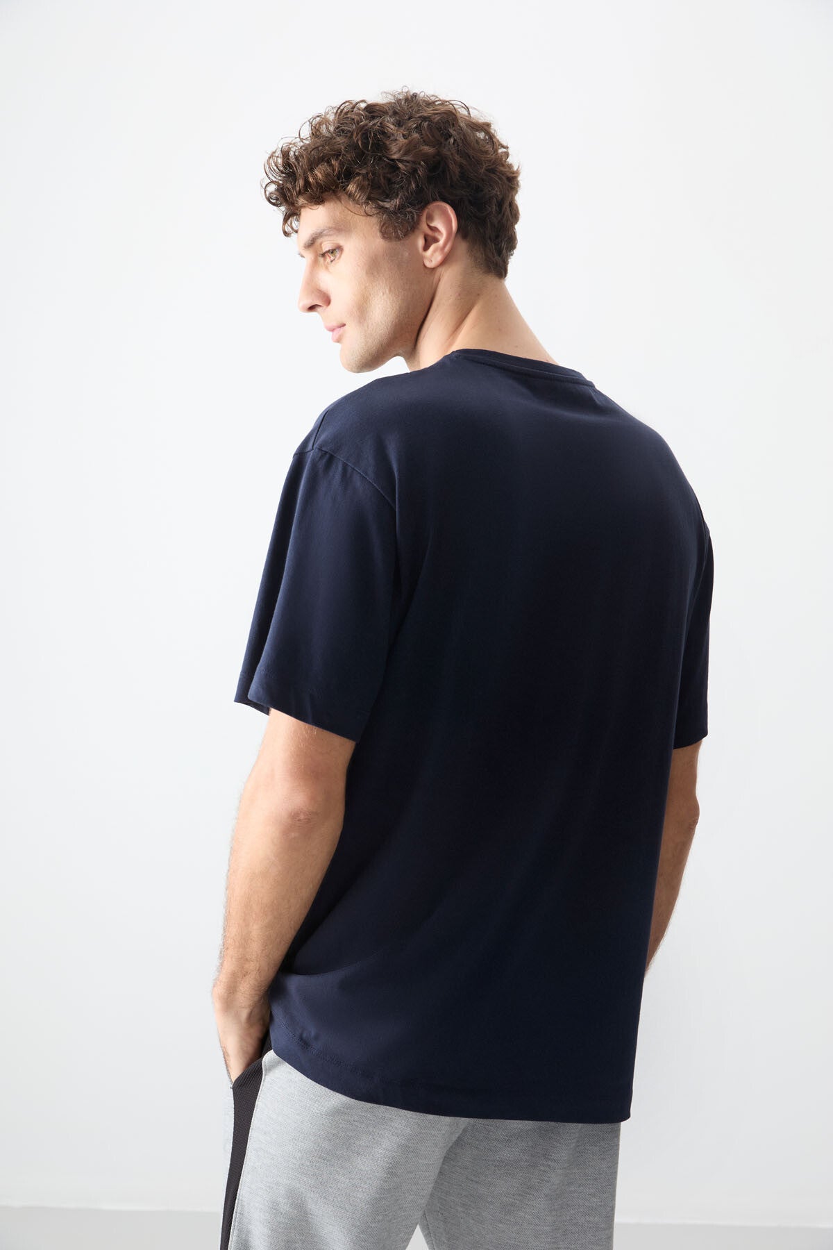 Lacivert %100 Pamuk Kalın Yumuşak Dokulu Oversize Fit Baskılı Erkek T-Shirt - 88354