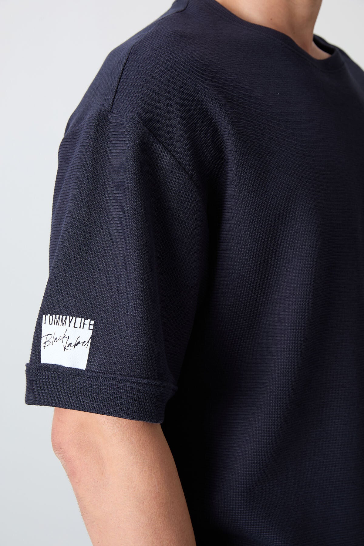 Lacivert Pamuklu Kalın Yüzeyi Dokulu Oversize Fit Basic Erkek T-Shirt - 88339