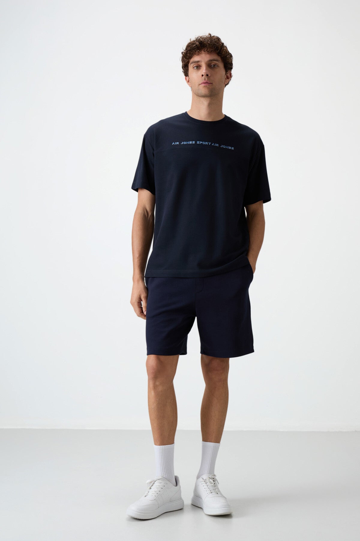 Lacivert Pamuklu Kalın Yüzeyi Dokulu Oversize Fit Baskılı Erkek T-Shirt - 88371